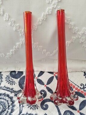 FINAL..Vintage-Red Glass Bud Vase